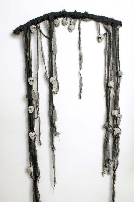 Halloween Dekoration Türvorhang mit Totenköpfen - 175 x 68 cm | Skelett Geister