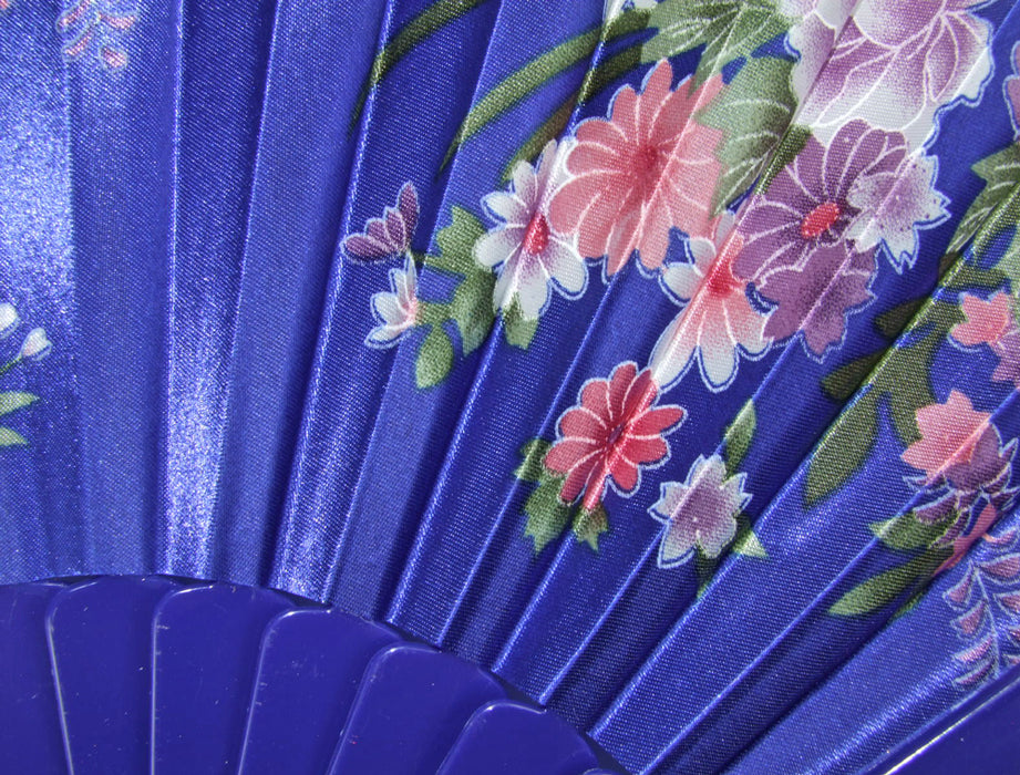 Romantischer Fächer mit Blumendruck | Royalblau